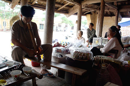 Photos to the contest Hanoi in my heart  A afternoon in the Duong Lam ancient village